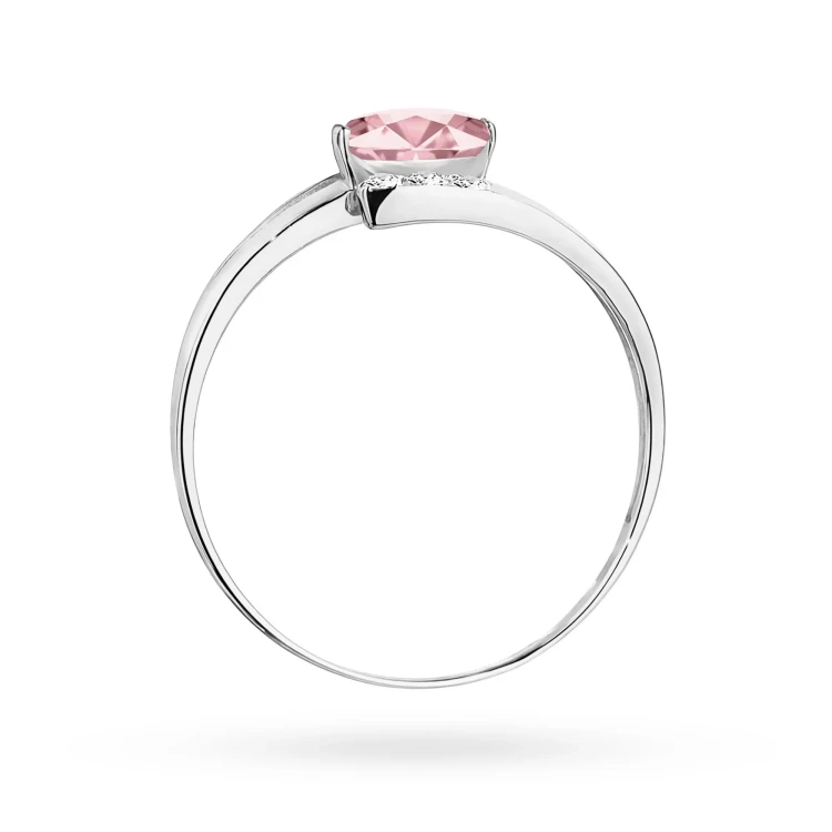 Złoty pierścionek zaręczynowy z białego złota z owalnym różowym diamentem laboratoryjnym Lab Diamonds W0119.B3.LDP.01 marko