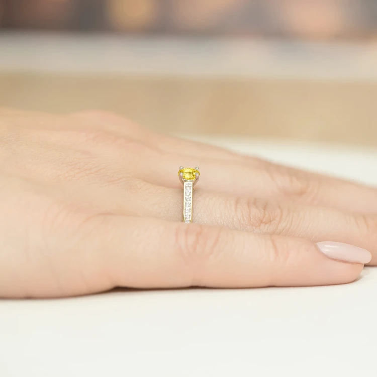 Pierścionek zaręczynowy ze złota diament laboratoryjny 0,50ct Lab Diamonds W0052.Z3.LDY.02 marko