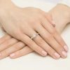 Pierścionek zaręczynowy z białego złota z okazałym diamentem laboratoryjnym 0,70ct Lab Diamonds W0526.B3.LDW.03 marko