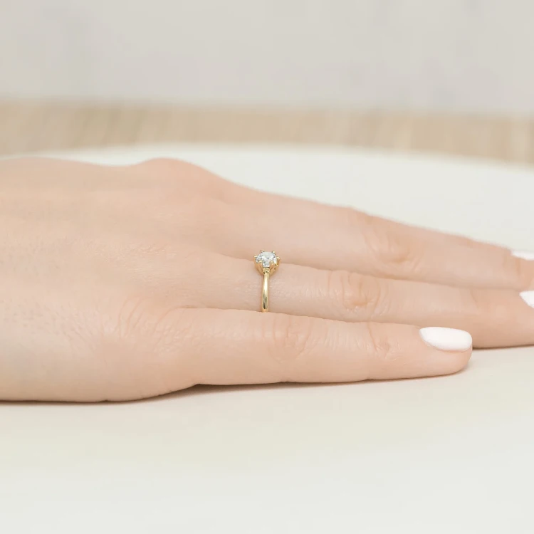 Pierścionek zaręczynowy ze złota z diamentem laboratoryjnym w sześciu łapkach 0,30ct Lab Diamonds W0496.Z3.LDW.01 marko