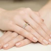Ponadczasowy zaręczynowy pierścionek z białego złota z żółtym diamentem laboratoryjnym 0,30ct Lab Diamonds  W0364.B3.LDY.01 marko
