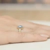 Złoty pierścionek zaręczynowy z owalnym niebieskim diamentem laboratoryjnym 0,50ct Lab Diamonds W0330.Z3.LDA.01 marko