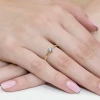 Tradycyjny pierścionek zaręczynowy niebieski diament laboratoryjny 0,15ct żółte złoto Lab Diamonds W0256.Z3.LDA.01 marko