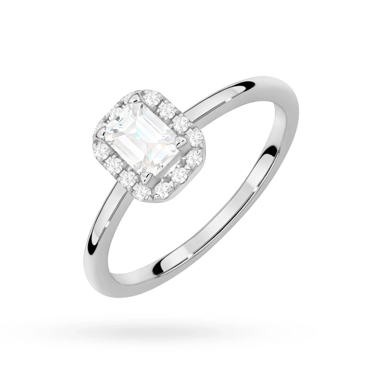 Pierścionek z białego złota z diamentem laboratoryjnym 0,50ct w szlifie emerald w oprawie halo P0313.B3.LDW.03 marko