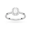 Pierścionek z białego złota z diamentem 0,50ct w szlifie emerald w oprawie halo P0313.B3.DIW.03 marko
