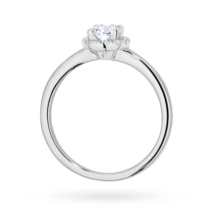 Pierścionek z białego złota z diamentem laboratoryjnym 0,50ct w szlifie owalnym w oprawie halo P0312.B3.LDW.03 marko