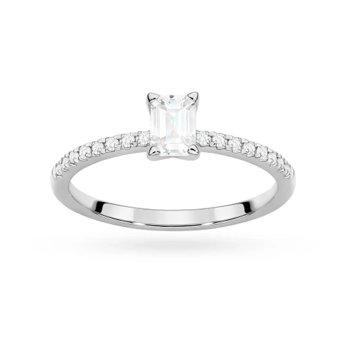 Pierścionek z białego złota z diamentem laboratoryjnym 0,50ct w szlifie emerald z kamieniami na szynie P0308.B3.LDW.03 marko