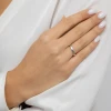 Złoty pierścionek z diamentami laboratoryjnymi w sercu Lab Diamonds białe złoto P0176.B3.LDW.01 marko