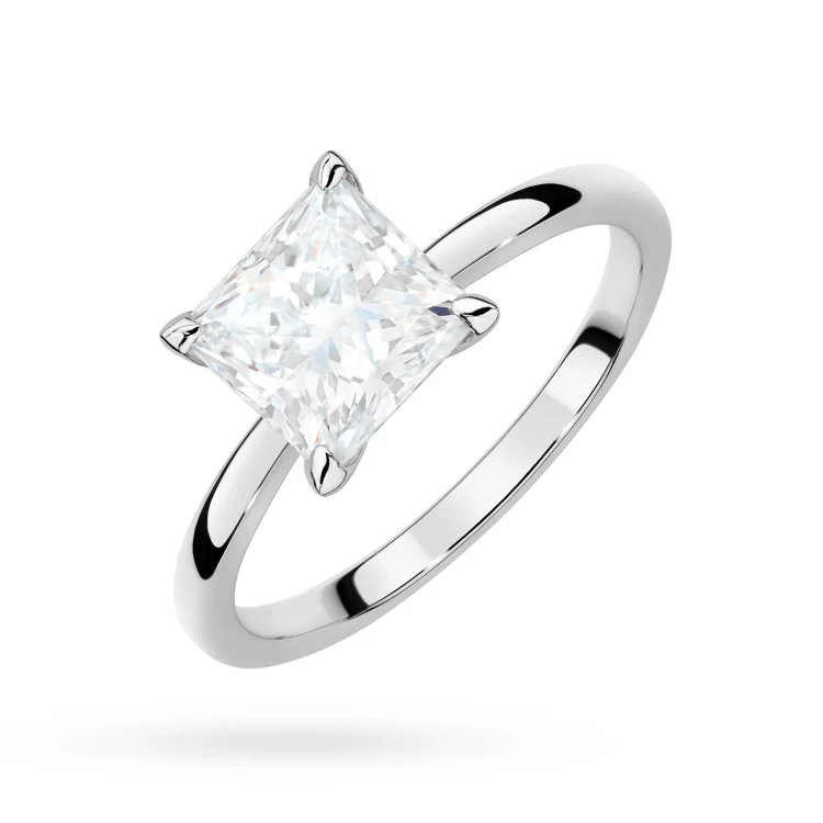 Pierścionek zaręczynowy z diamentem laboratoryjnym 1,50ct w szlifie princessa Illume białe złoto Lab Diamonds W0690.B3.LDW.02 marko