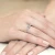 Pierścionek zaręczynowy z białego złota z okrągłym niebieskim diamentem laboratoryjnym Lab Diamonds W0066.B3.LDA.01 marko
