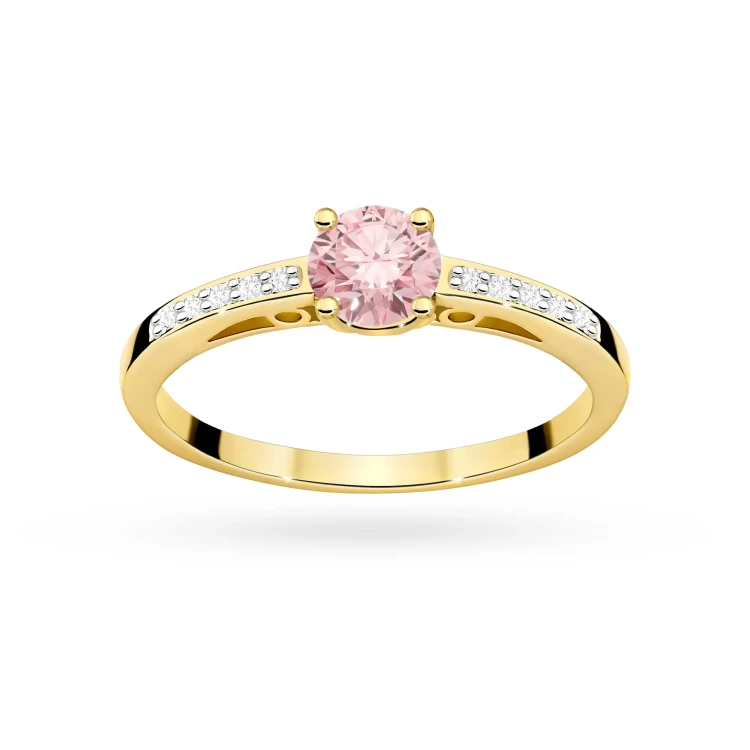 Złoty pierścionek zaręczynowy z okrągłym różowym diamentem laboratoryjnym Lab Diamonds W0066.Z3.LDP.01 marko