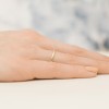 Pozłacany pierścionek cienka obrączka delikatna obrączka 2mm Supreni JP002-925-Z marko