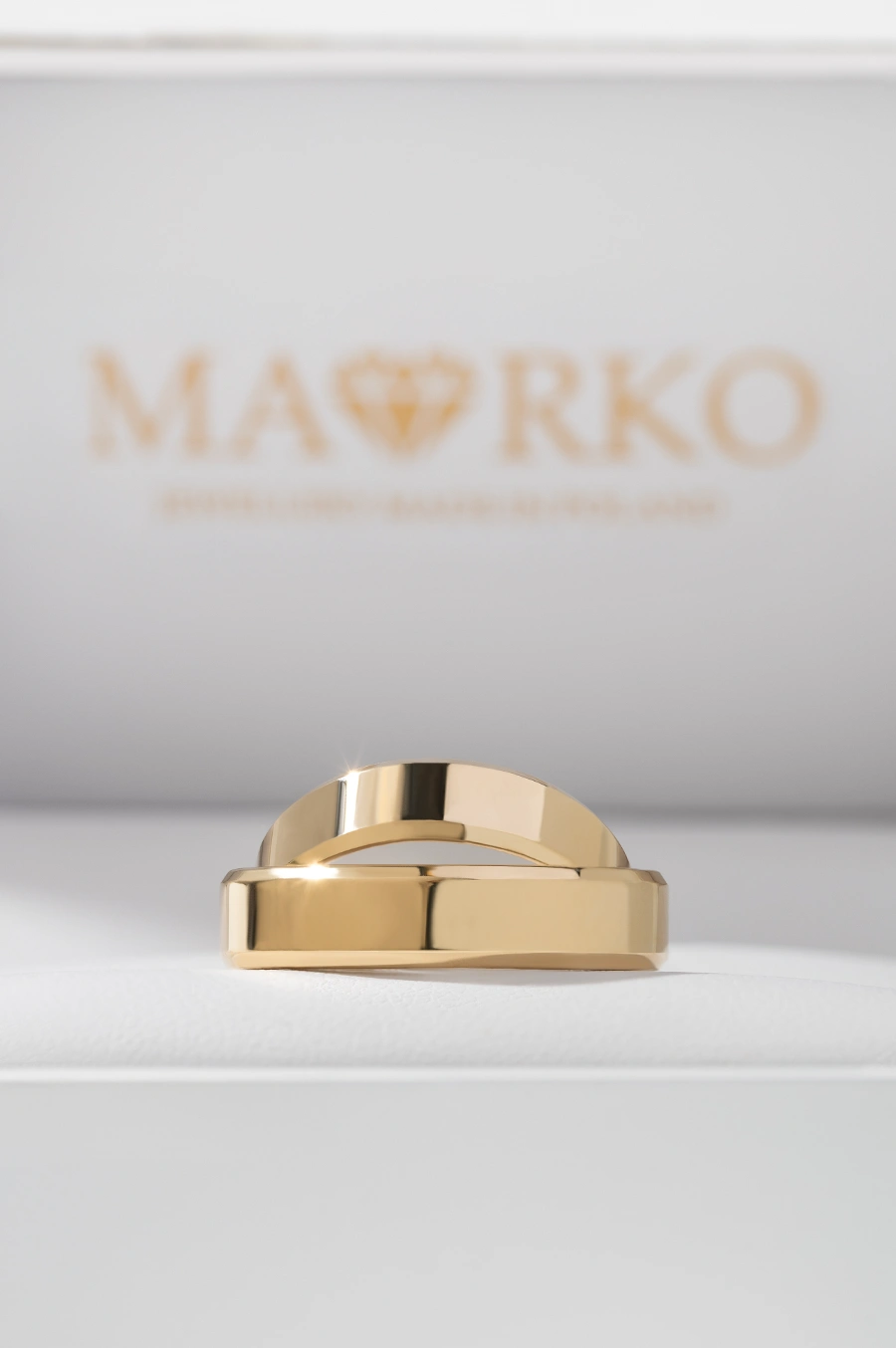 Dlaczego warto kupić ślubne obrączki Marko